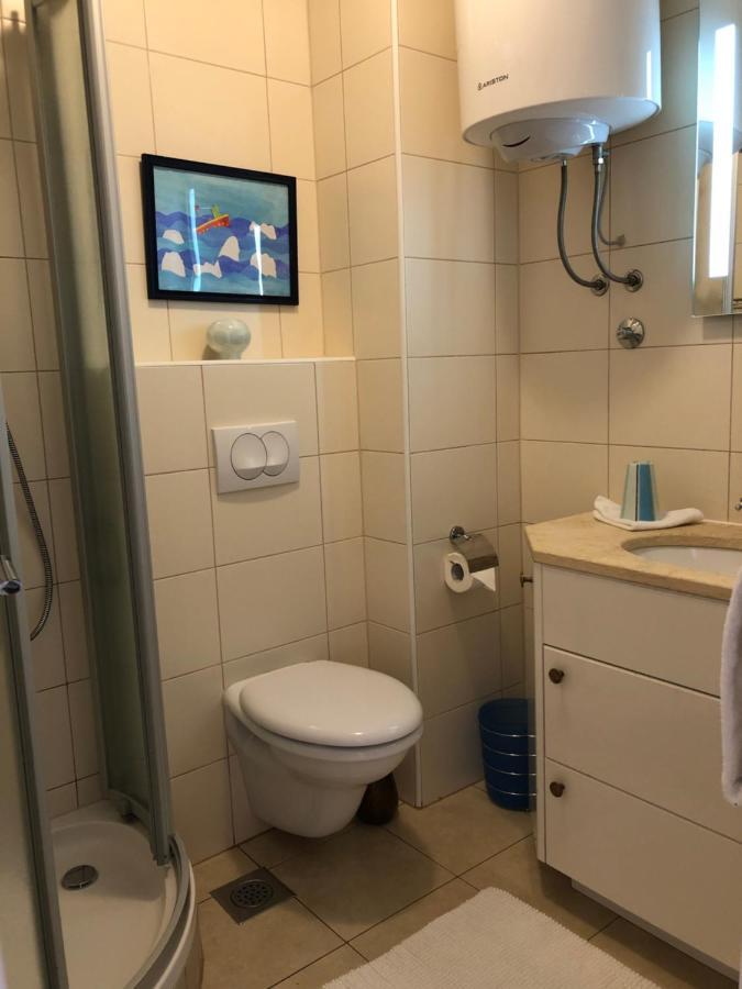 Apartment Betty Malinska Eksteriør billede